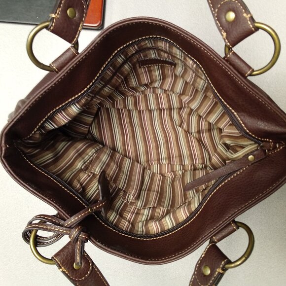 Liz & Co. Brown Faux Leather Tote Bag With Striped Fabric Lining & Multiple Comp - Picture 4 of 15